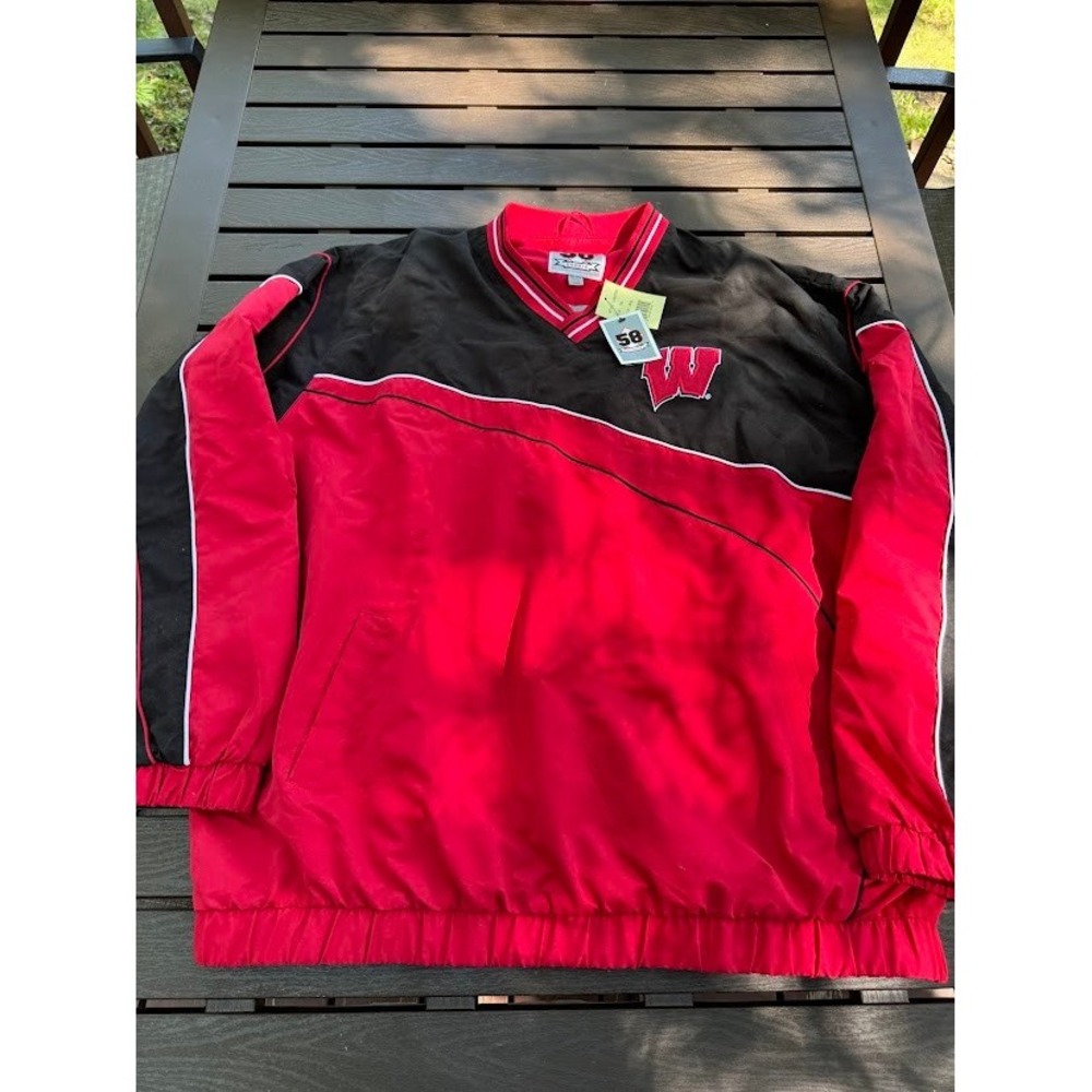 Wisconsin Badgers 58 Sports Windbreaker Pullover Jacket Red Black Mens 3XL NWT